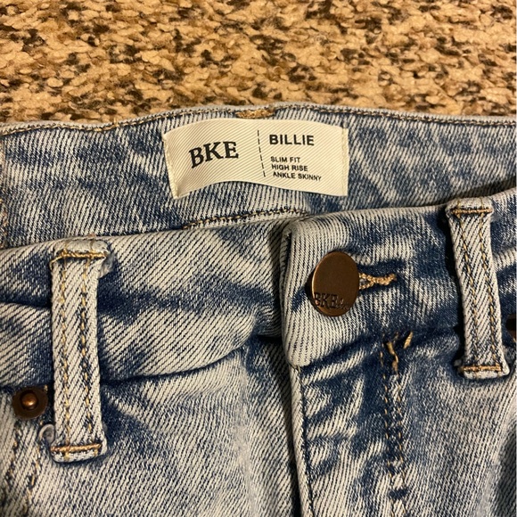 Women’s BKE high waisted skinny jeans - Picture 3 of 4